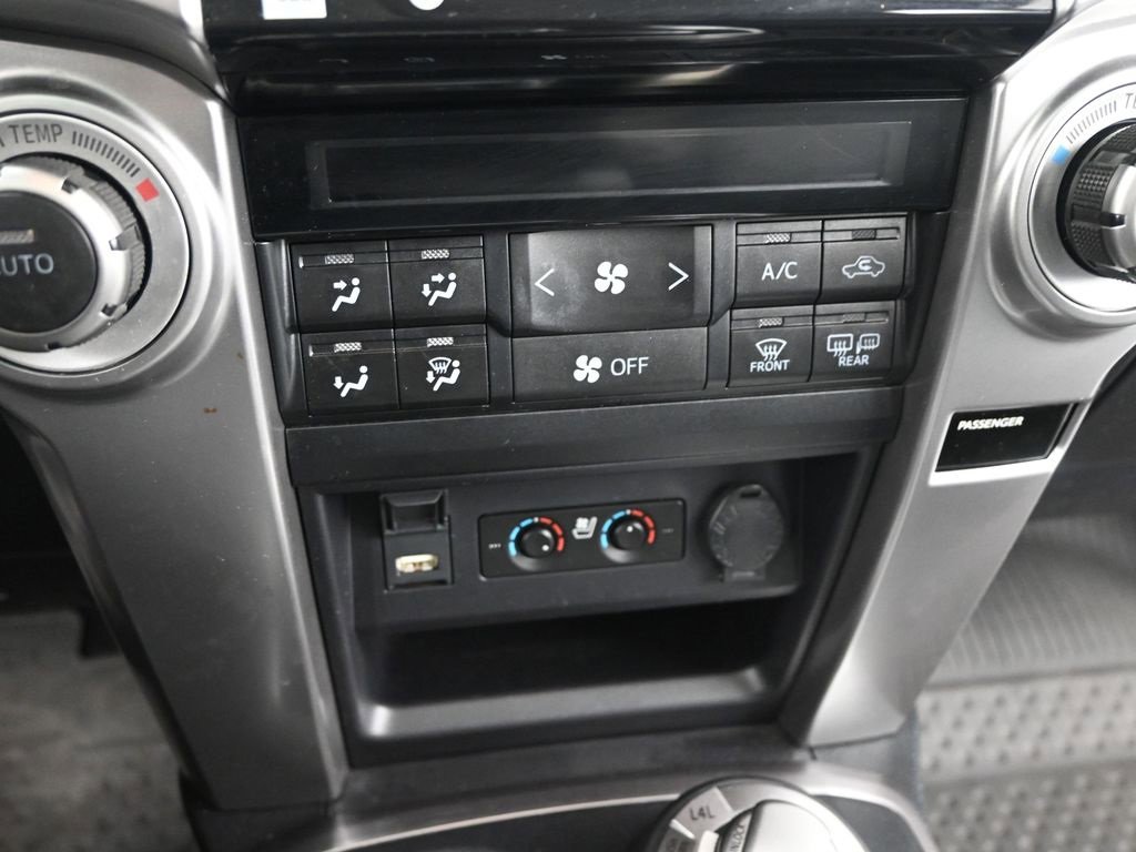 Used 2022 Toyota 4Runner Limited image 36