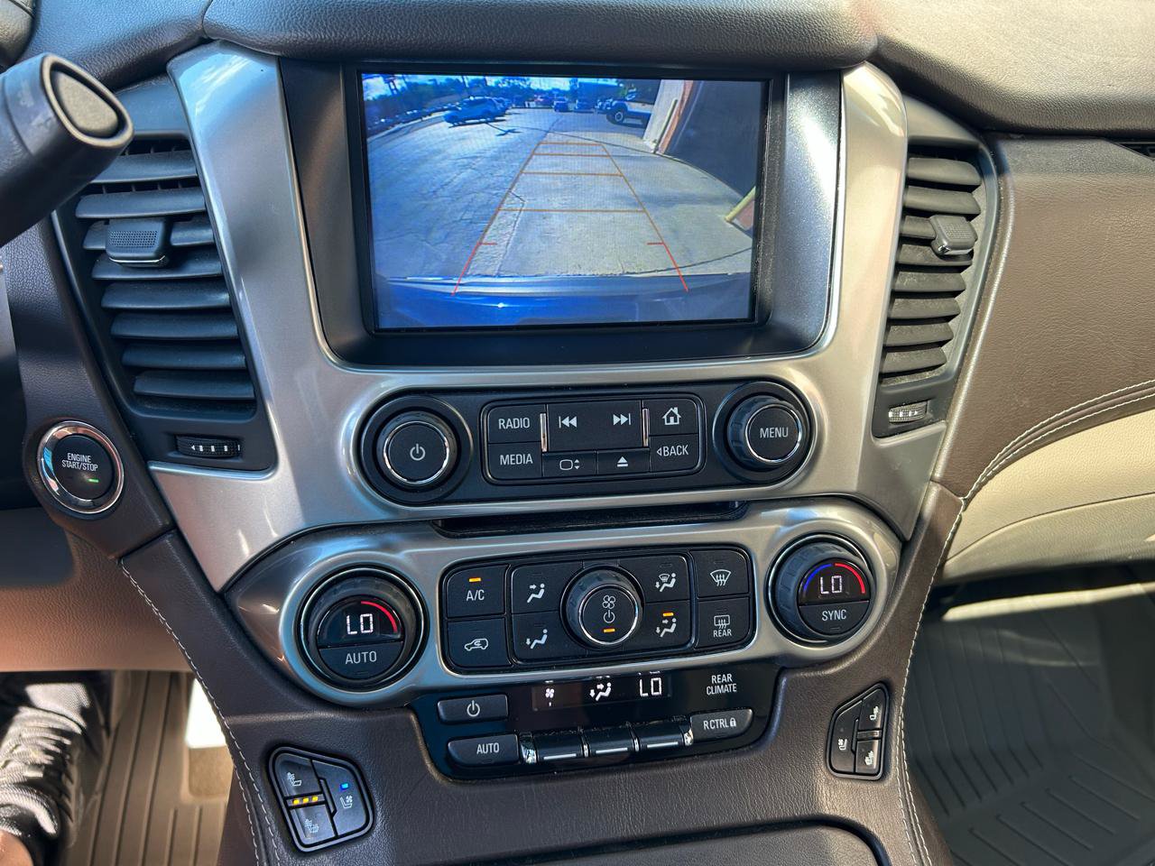 Used 2019 Chevrolet Tahoe Premier AWD/4WD image 15