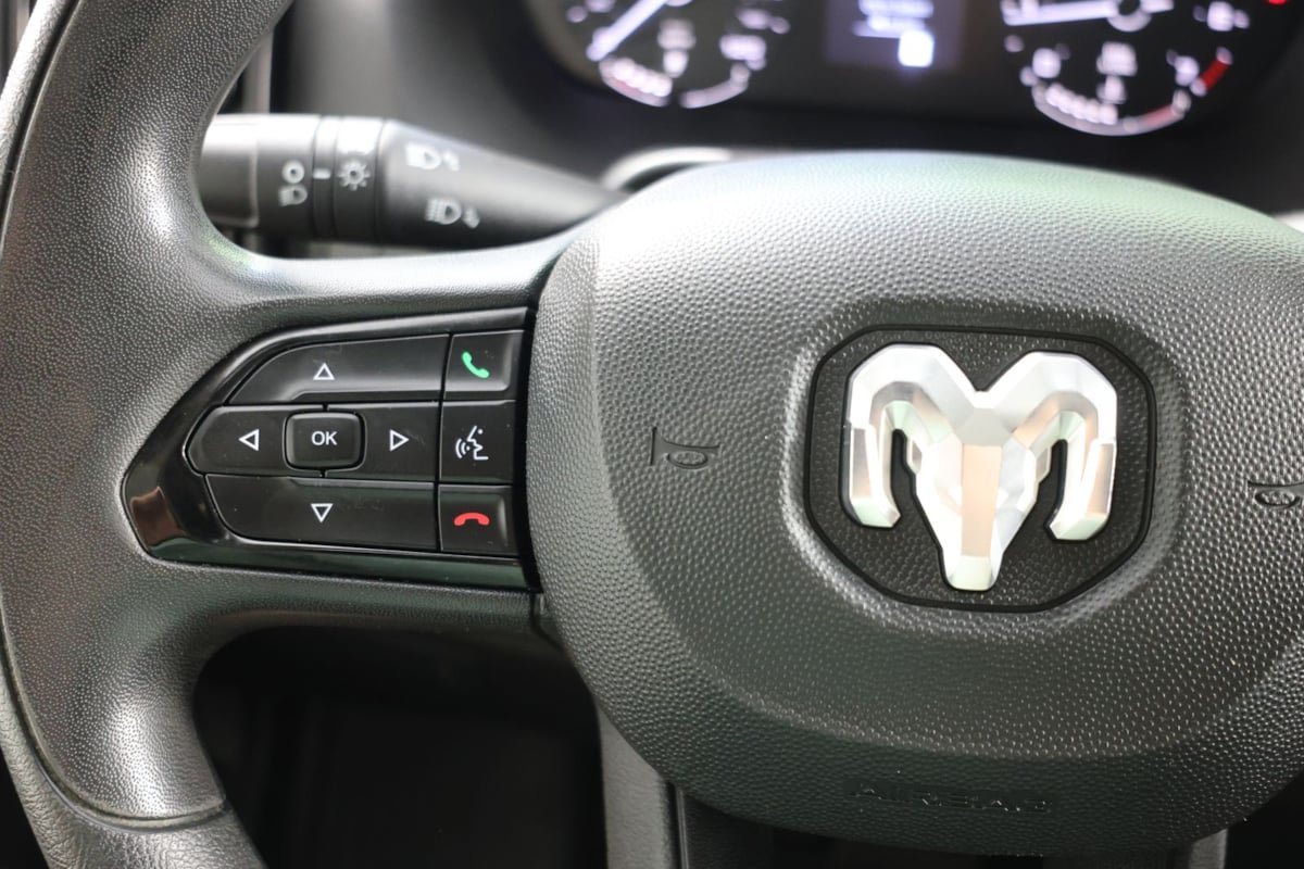 Used 2025 RAM ProMaster 2500 w/ Convenience Group FWD image 23
