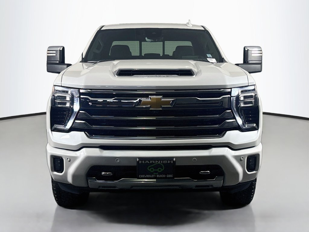 Certified 2024 Chevrolet Silverado 3500 High Country w/ Technology Package AWD/4WD image 2