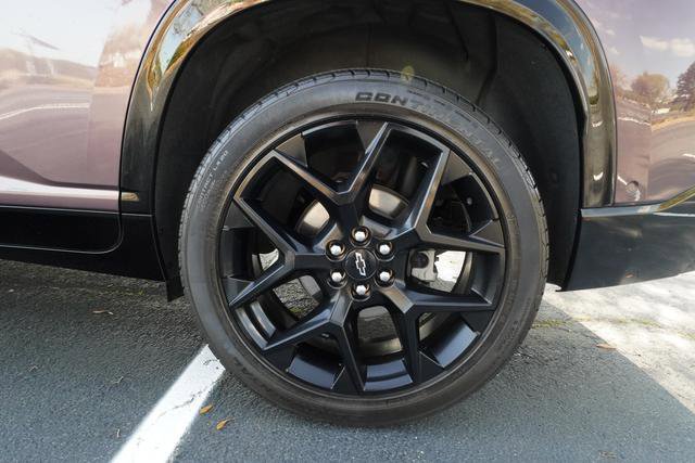 Used 2024 Chevrolet Traverse RS image 34