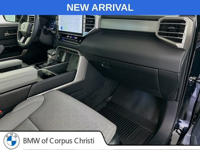 Used 2025 Toyota Tundra Limited AWD/4WD image 28