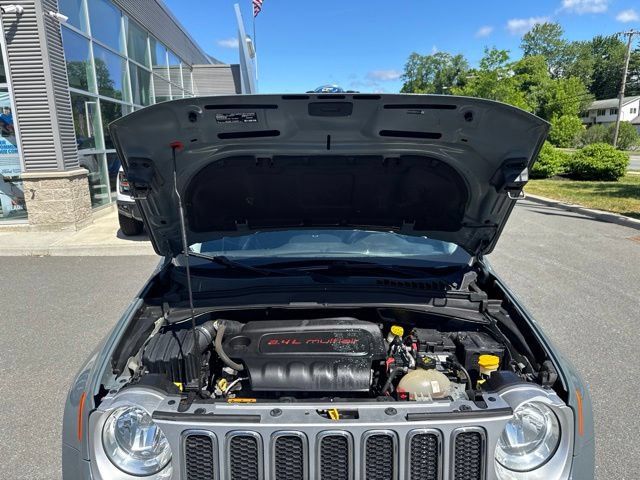 Used 2017 Jeep Renegade Limited AWD/4WD image 17