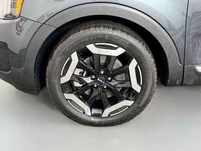 Used 2023 Kia Telluride S image 10