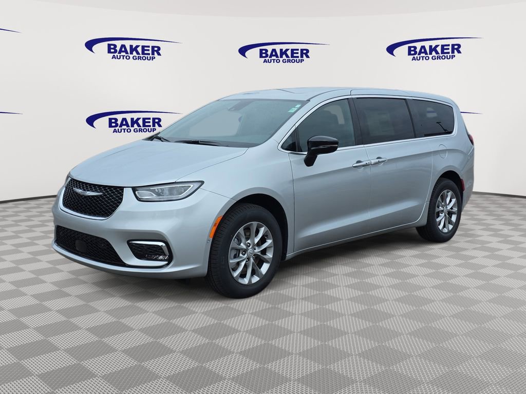 New 2026 Chrysler Pacifica Select image 7