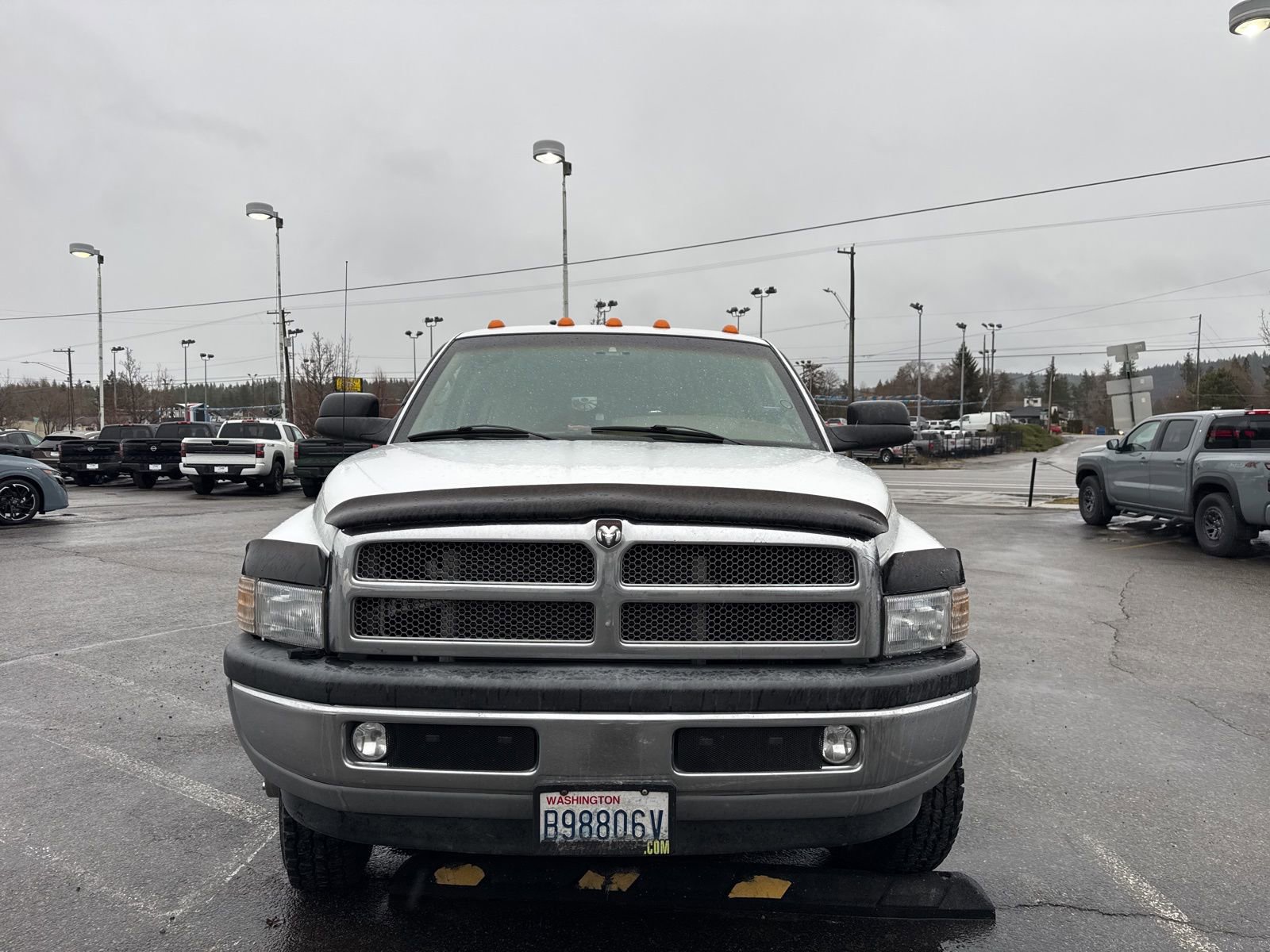 Used 2001 Dodge Ram 3500 Truck SLT image 2