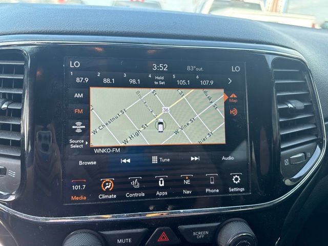 Used 2021 Jeep Grand Cherokee Laredo X AWD/4WD image 25