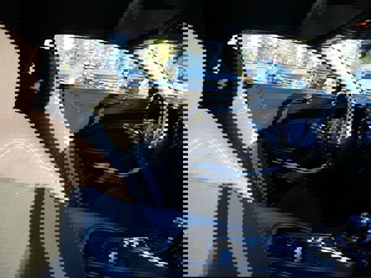 Used 2019 Chevrolet Camaro LT image 30