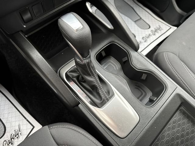 Used 2024 Nissan Frontier SV image 15