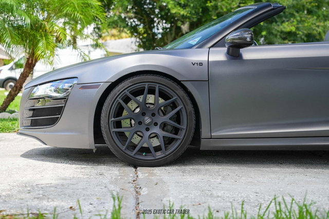Used 2011 Audi R8 V10 image 4