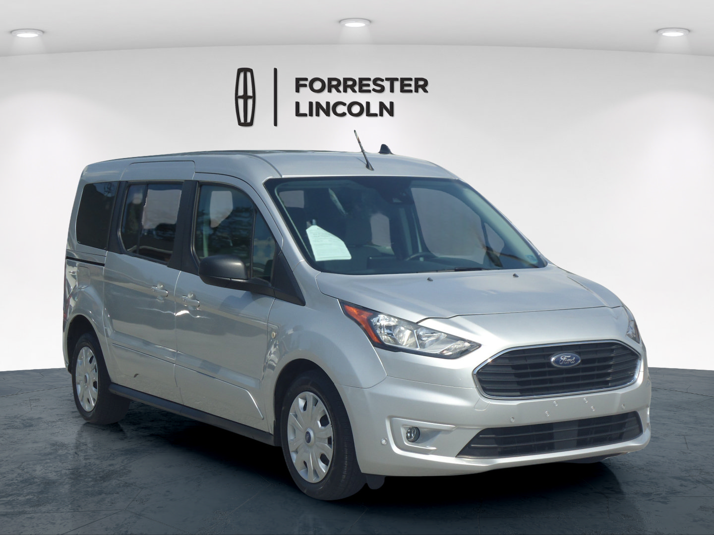 Used 2022 Ford Transit Connect XLT FWD image 1