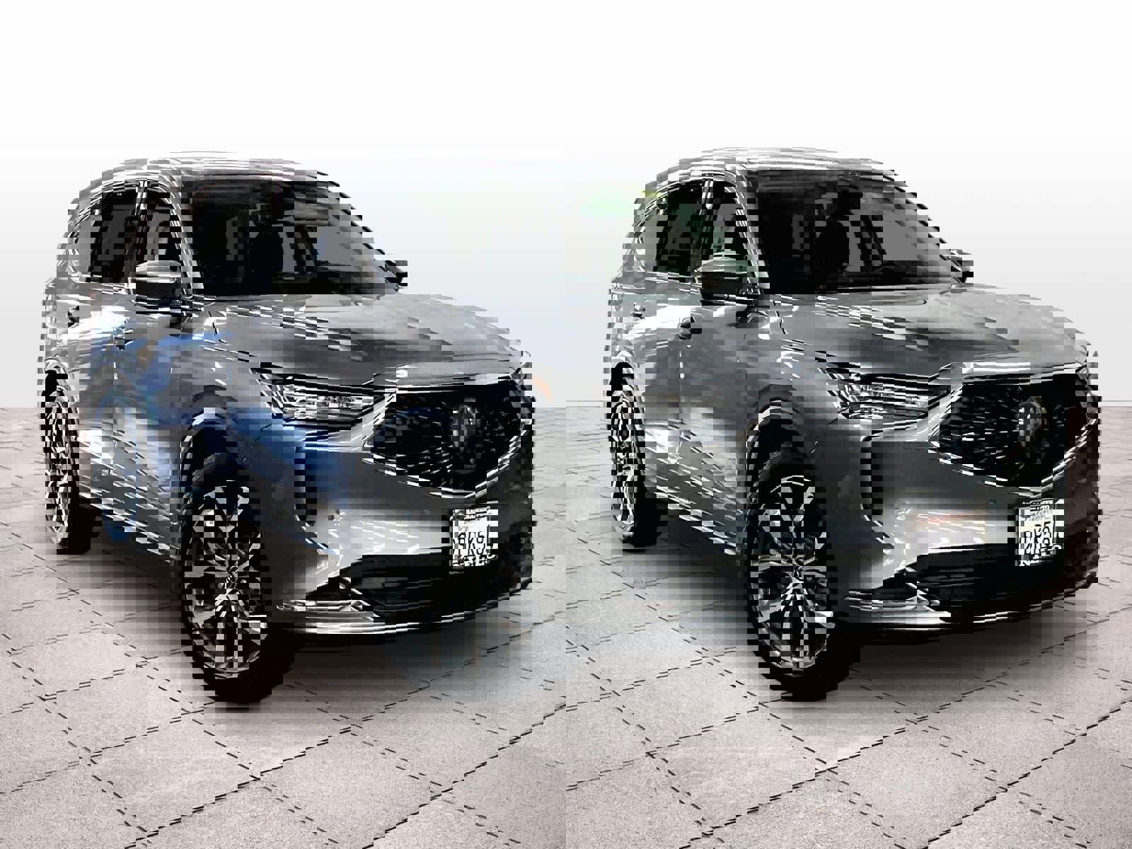 Used 2023 Acura MDX FWD w/ Technology Package image 2