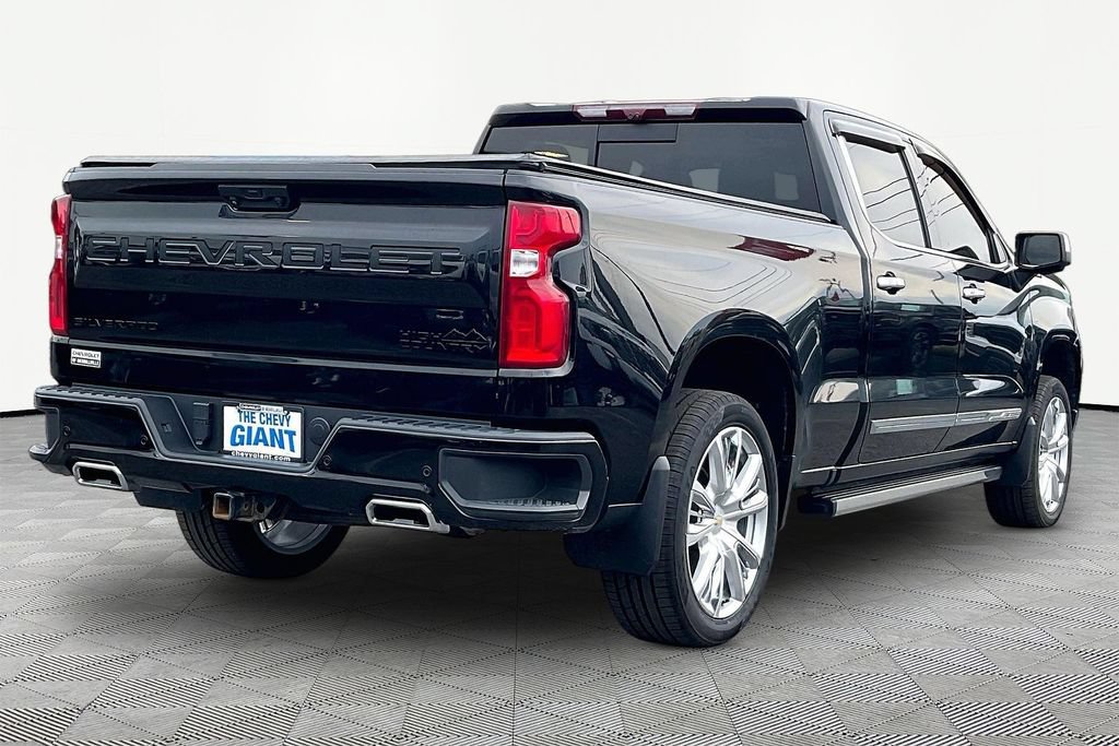 Used 2023 Chevrolet Silverado 1500 High Country w/ High Country Premium Package AWD/4WD image 6