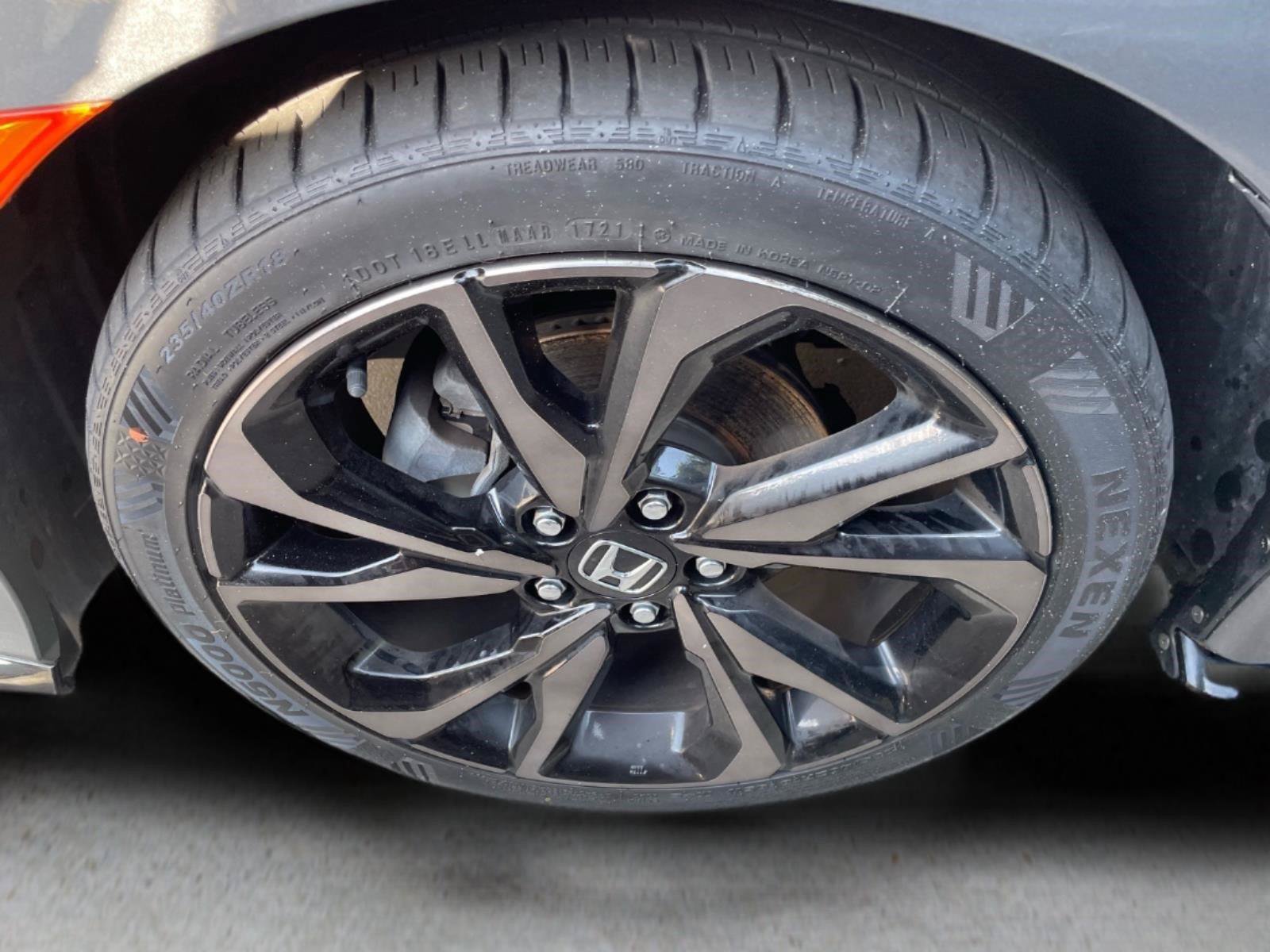 Used 2018 Honda Civic Sport image 16