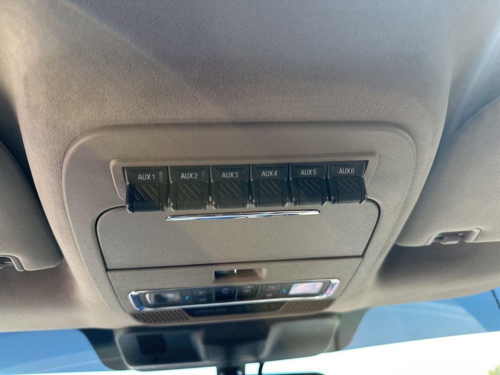 New 2025 Ford F250 Platinum w/ Platinum Plus Package image 27