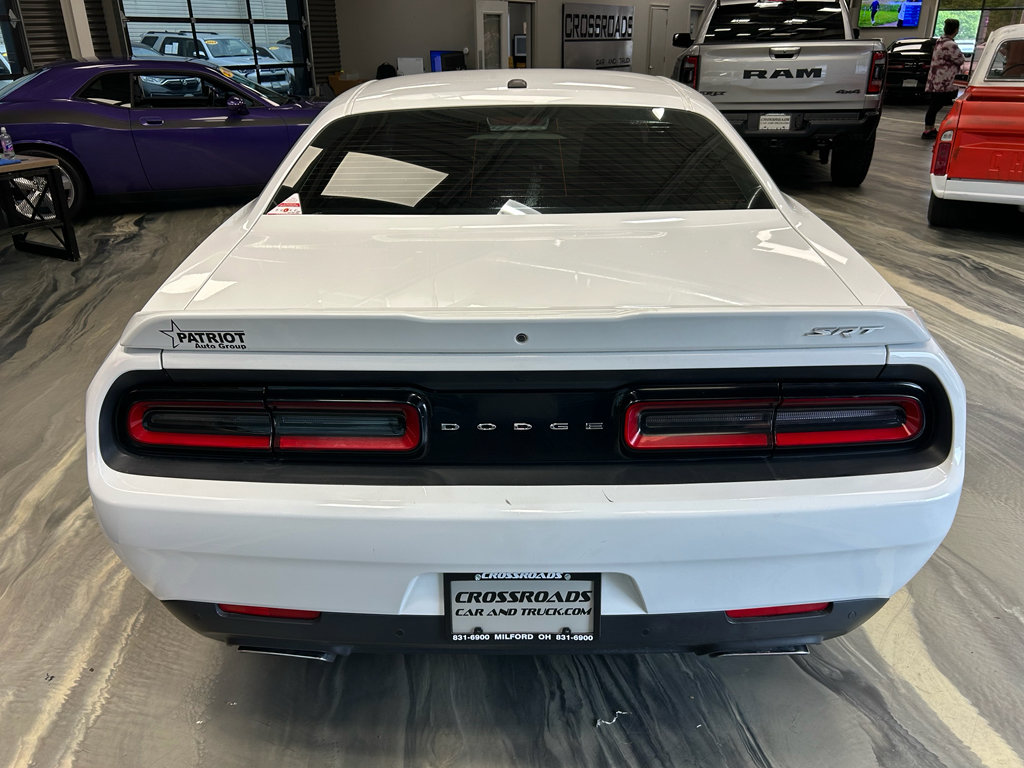 Used 2016 Dodge Challenger SRT w/ Technology Group RWD image 33