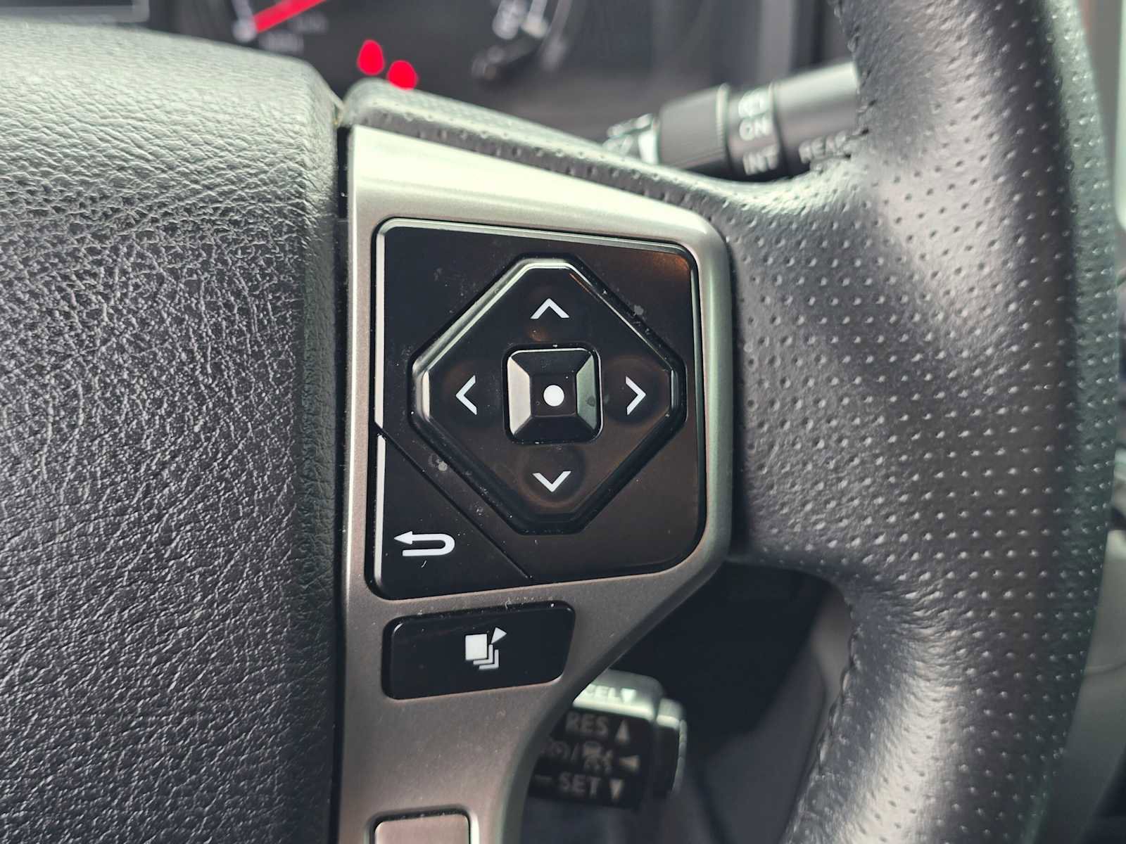 Used 2023 Toyota 4Runner SR5 image 34