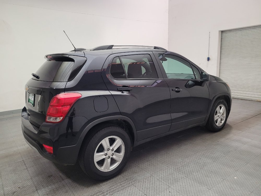 Used 2021 Chevrolet Trax LT w/ Driver Confidence Package FWD image 10