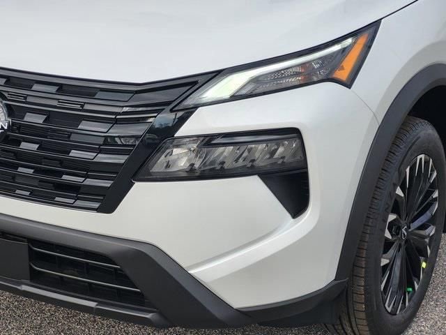 New 2026 Nissan Rogue Dark Armor image 8