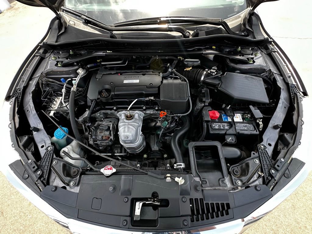 Used 2017 Honda Accord EX-L image 13