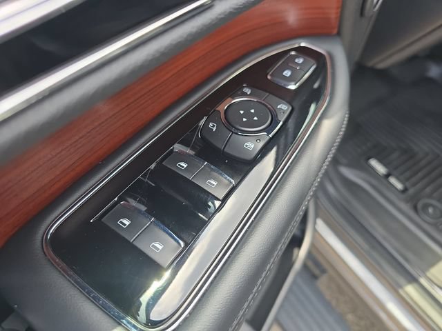 Used 2021 Lincoln Navigator Reserve w/ Luxury Package AWD/4WD image 22