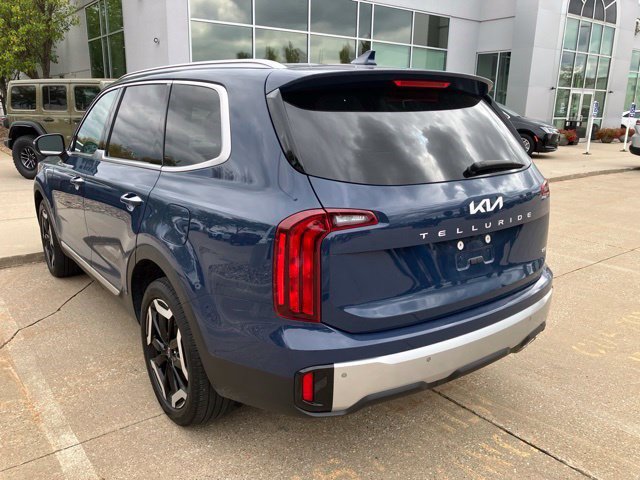 Used 2024 Kia Telluride S w/ S Sunroof Package AWD/4WD image 5