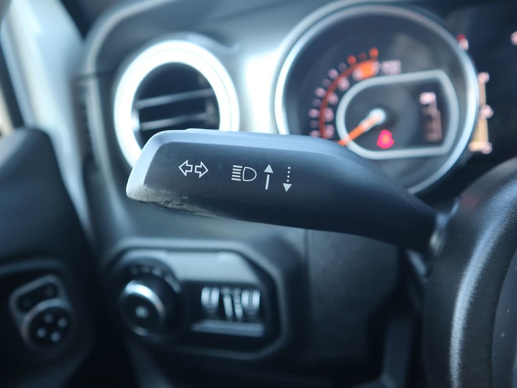 Used 2021 Jeep Wrangler Unlimited Sahara w/ Safety Group image 22