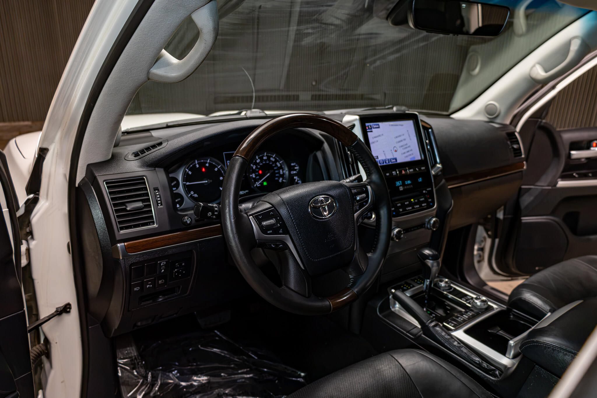 Used 2021 Toyota Land Cruiser AWD/4WD image 12