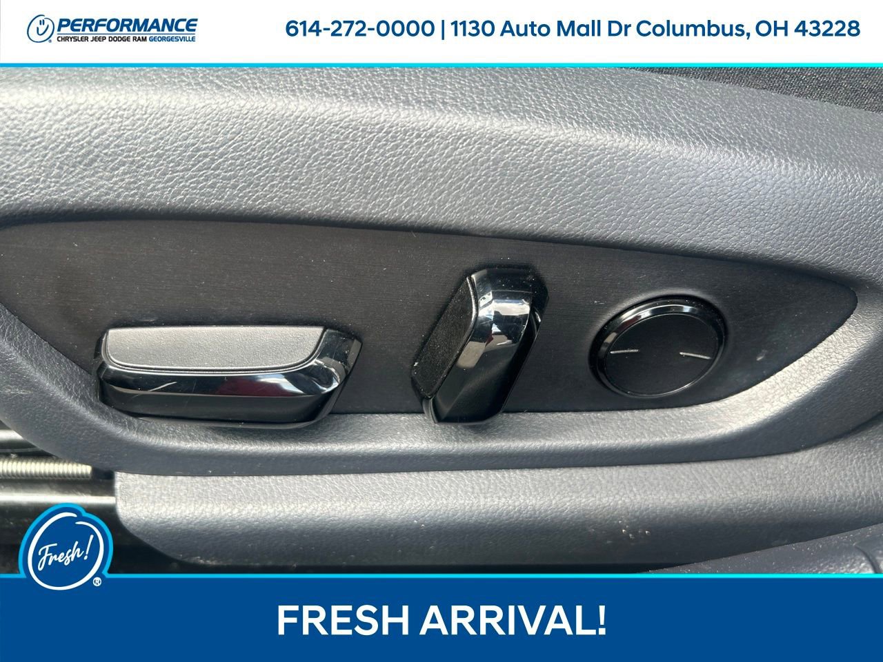 Used 2024 Lexus ES 350 w/ Premium Package FWD image 17