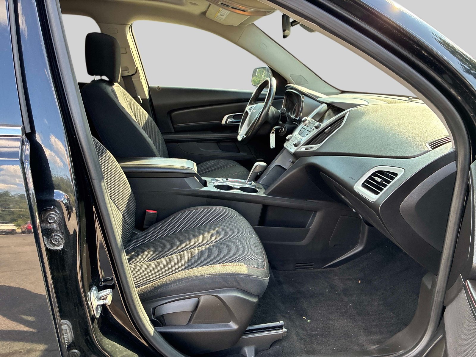 Used 2014 GMC Terrain SLE w/ Convenience Package AWD/4WD image 9