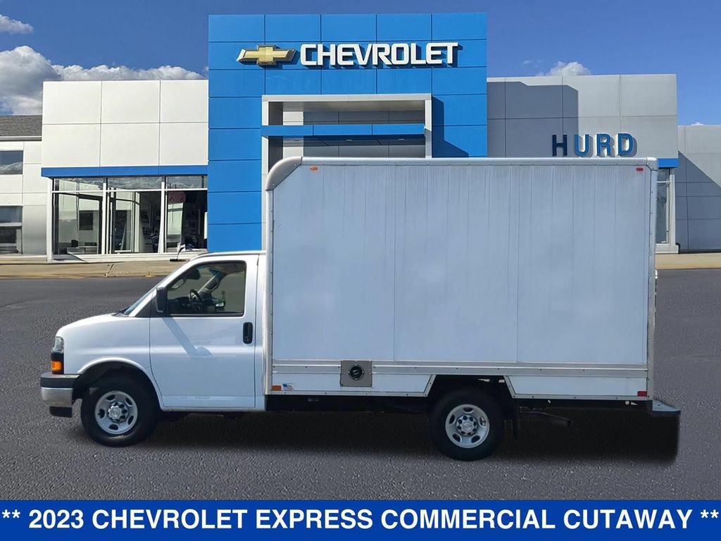 Used 2023 Chevrolet Express 3500 w/ Power Convenience Package RWD image 8
