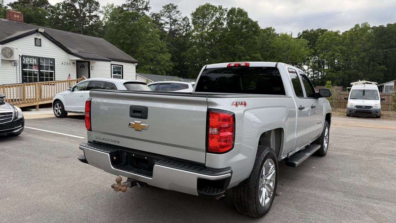 Used 2017 Chevrolet Silverado 1500 Custom w/ Custom Convenience Package AWD/4WD image 6