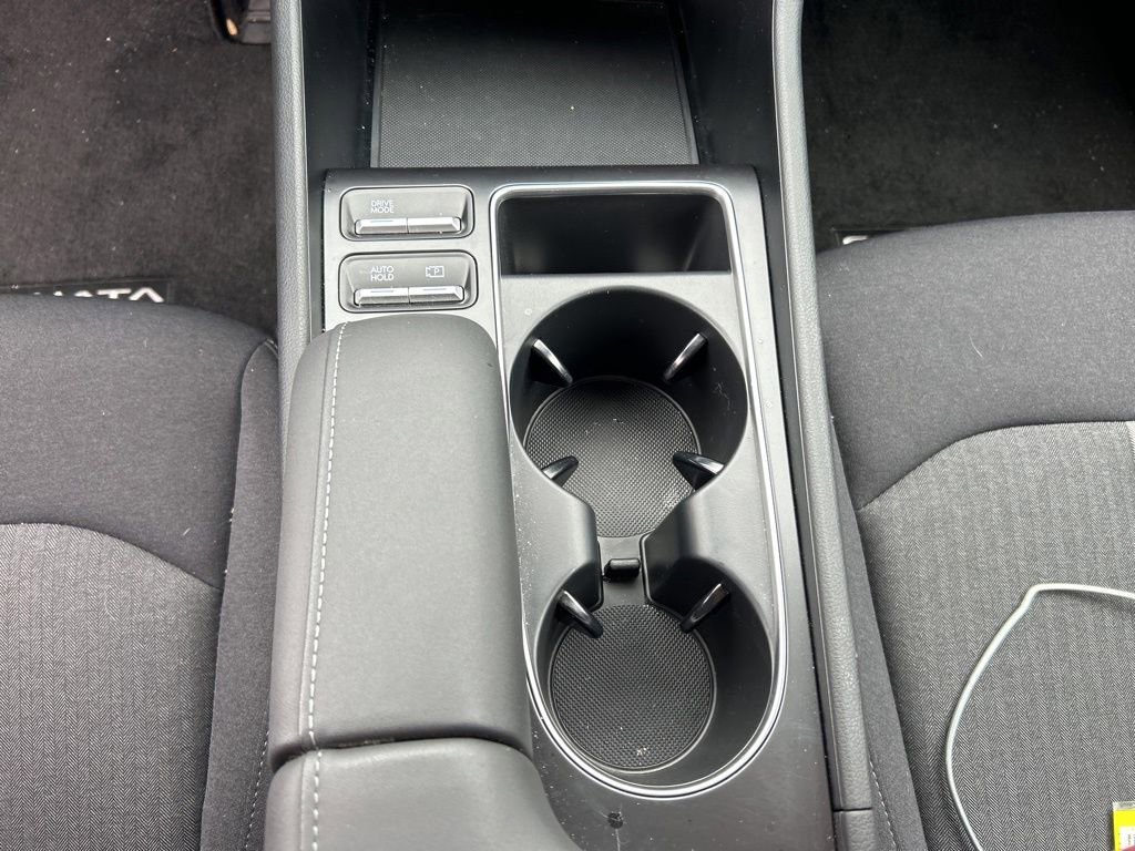 Used 2025 Hyundai Sonata SEL FWD image 22