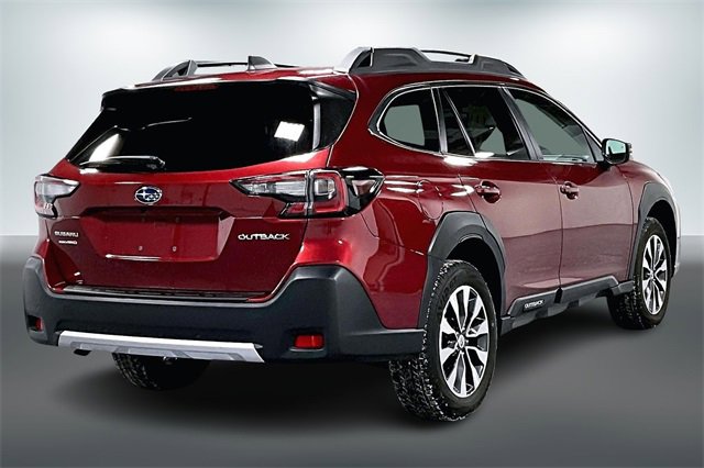 Used 2025 Subaru Outback Limited image 8
