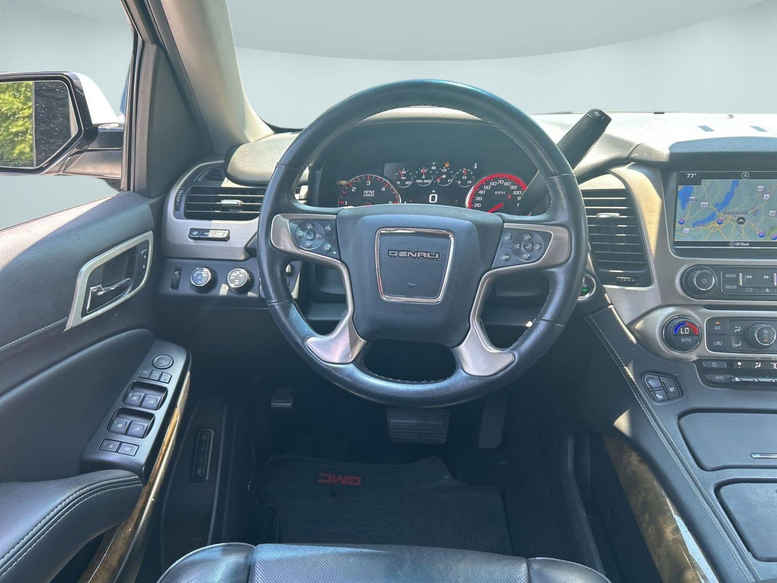 Used 2016 GMC Yukon XL Denali w/ Open Road Package AWD/4WD image 28