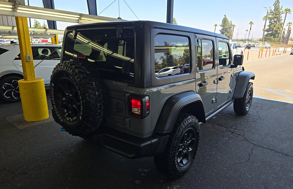 Certified 2023 Jeep Wrangler Unlimited AWD/4WD image 3