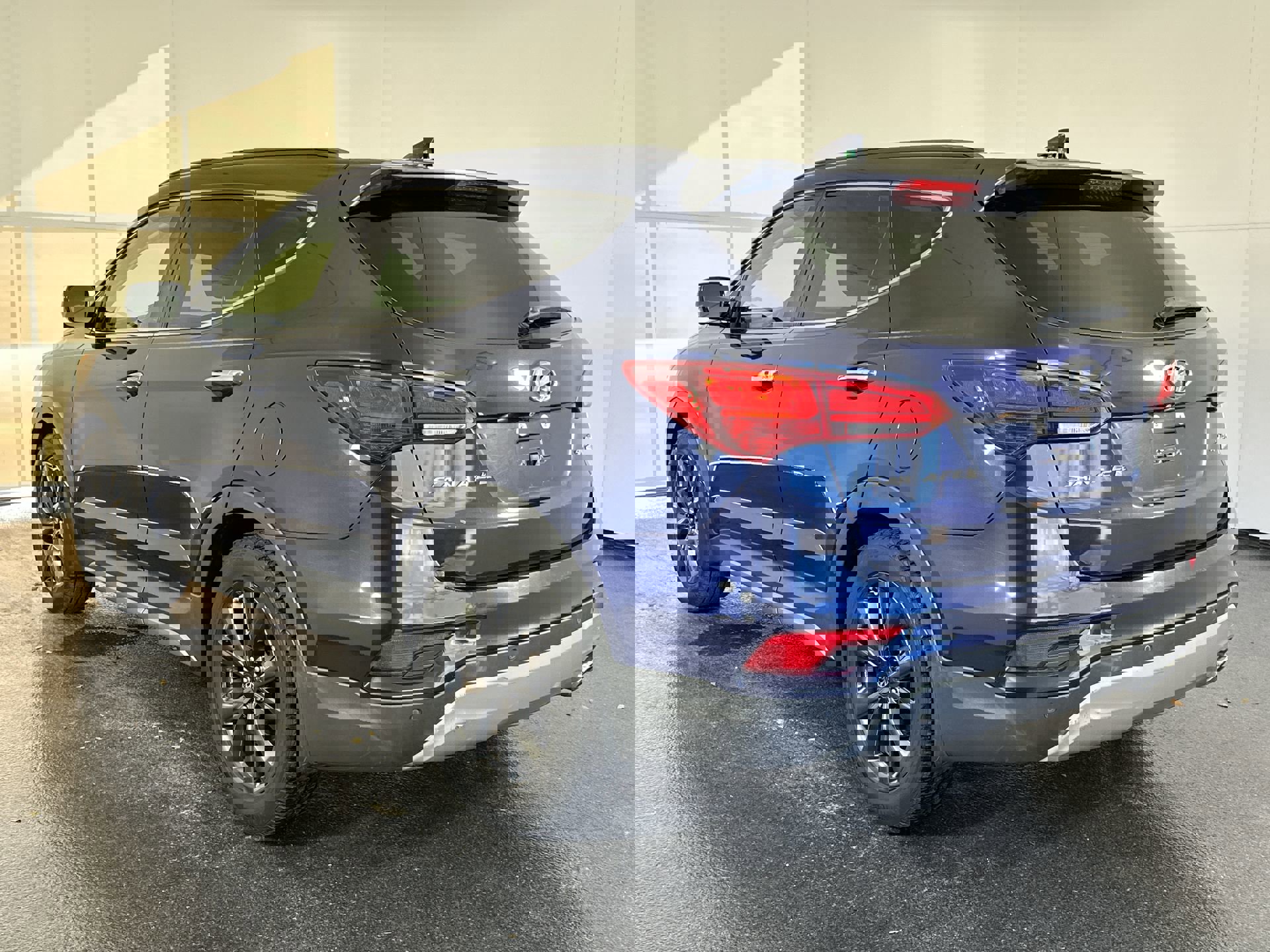 Used 2017 Hyundai Santa Fe Sport image 8