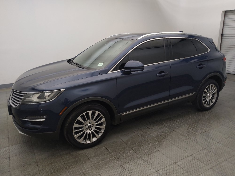 Used 2017 Lincoln MKC Reserve FWD image 2