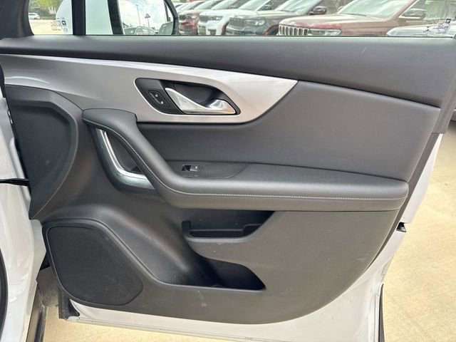 Used 2022 Chevrolet Blazer LT image 17