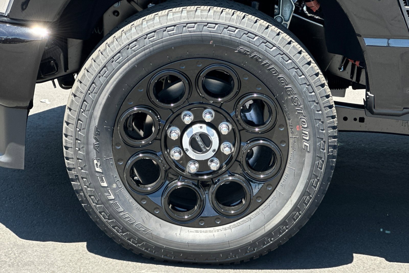 New 2025 Ford F250 Lariat w/ Lariat Ultimate Package image 24