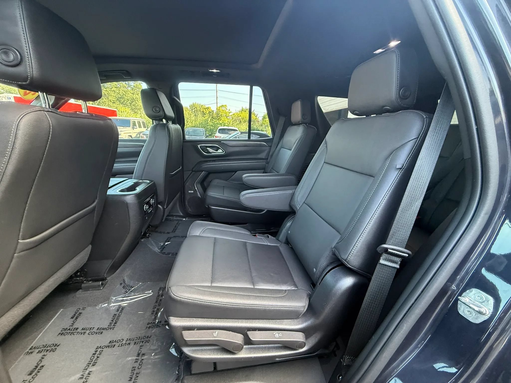 Used 2022 Chevrolet Tahoe Z71 AWD/4WD image 27