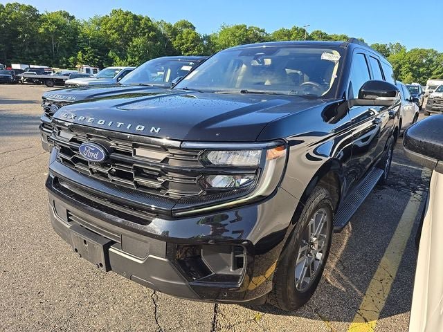 Used 2025 Ford Expedition Max Active AWD/4WD image 21