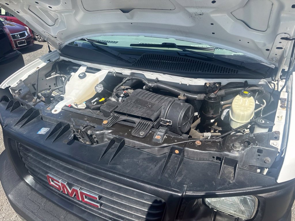 Used 2016 GMC Savana 3500 Extended RWD image 39