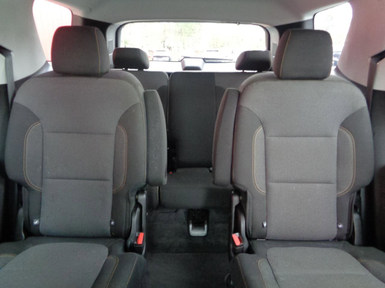 Used 2020 Chevrolet Traverse LT w/ Driver Confidence II Package image 8