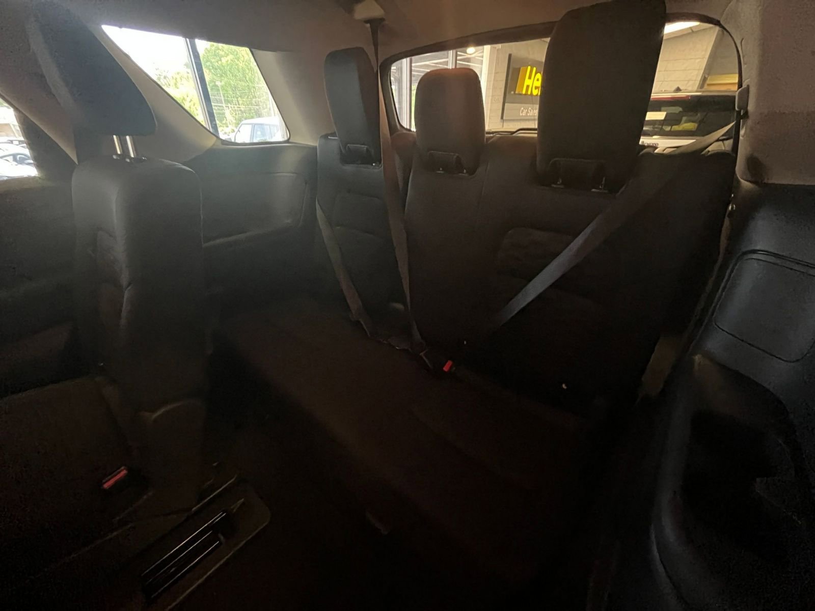 Used 2025 Nissan Pathfinder SV FWD image 27