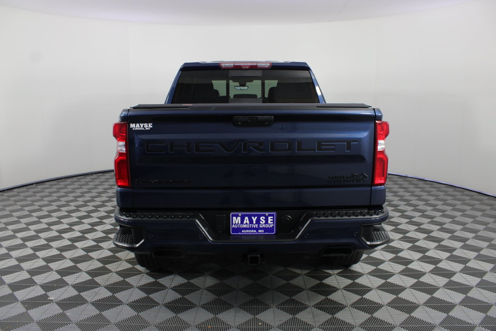 Used 2020 Chevrolet Silverado 1500 High Country w/ Technology Package AWD/4WD image 28
