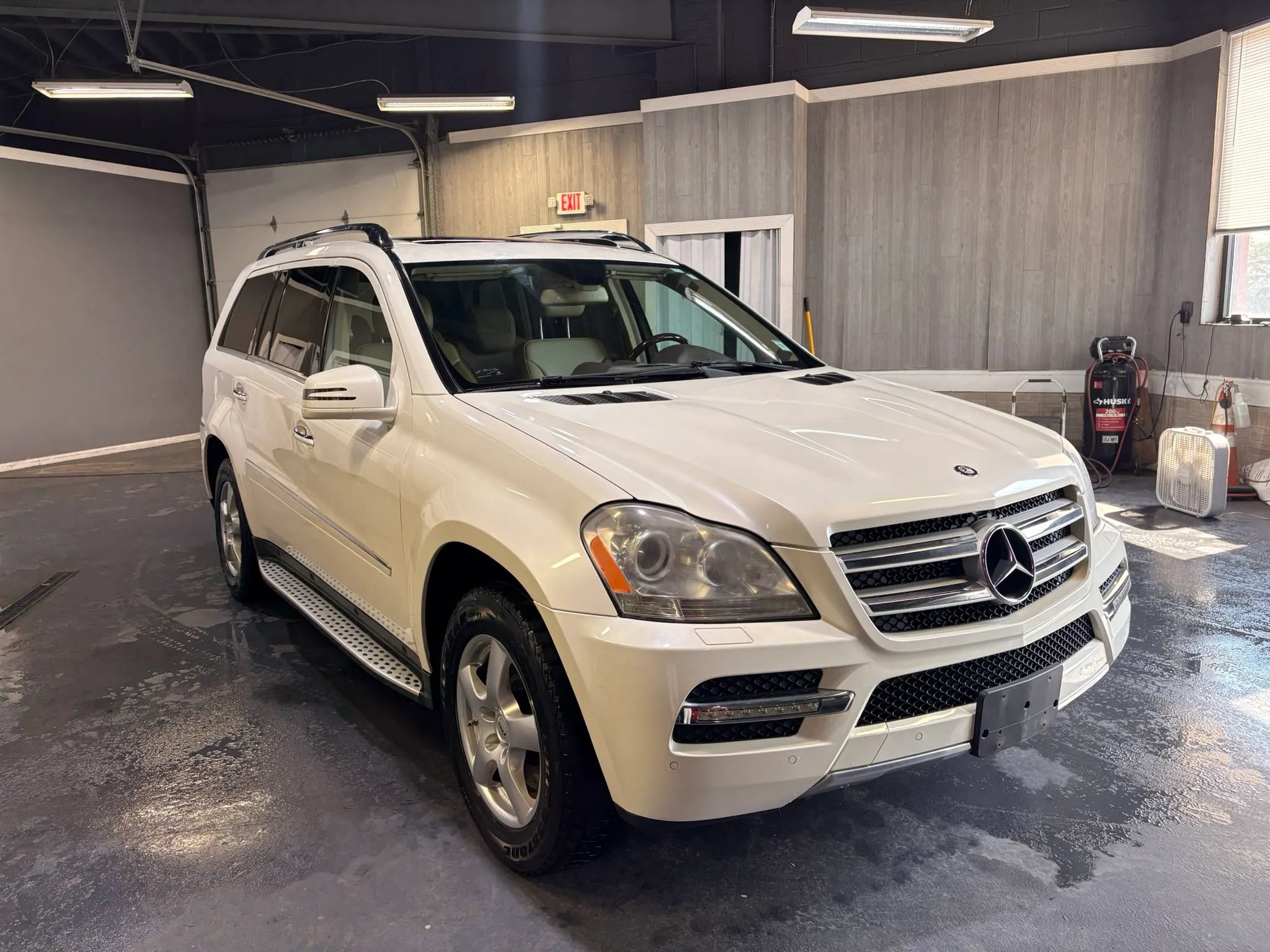 Used 2012 Mercedes-Benz GL 450 4MATIC image 8