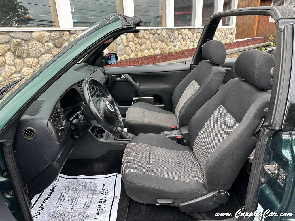 Used 2001 Volkswagen Cabrio GLS FWD image 10