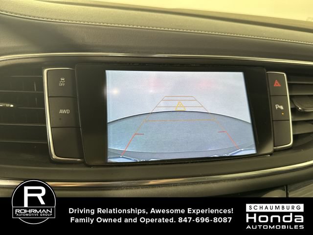 Used 2018 Buick Enclave Essence AWD/4WD image 9
