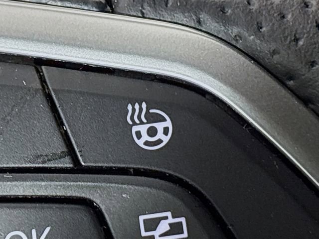 Used 2022 Volkswagen Atlas Cross Sport SEL Premium R-Line image 37